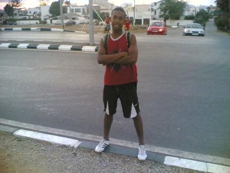 pic 3ayana yak  wakha hakak m3a mhoum