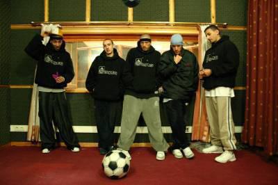 la group de h-kayan wwa w formidable