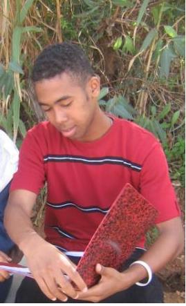 mnt cava b9ay 3la khatrak ok